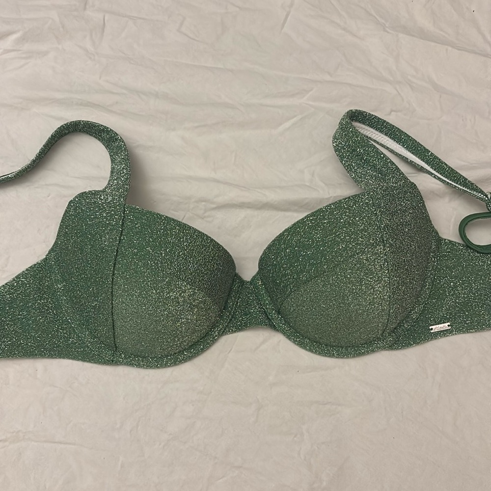 VICTORIA’S SECRET PINK bikini top